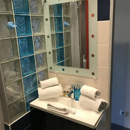 Colors - Port Nature Pn606 By Agn - 2 Personnes * Agde